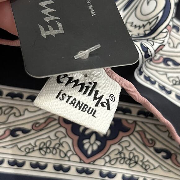 EMILYA Silk Scarf Geometric Floral Rolled Hem Navy Blue Purple NWT 40x41” - Picture 12 of 13